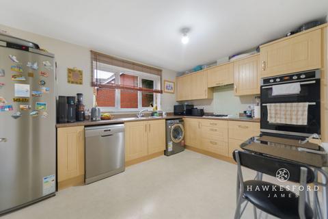 4 bedroom detached house for sale, George Walk, Sittingbourne ME10