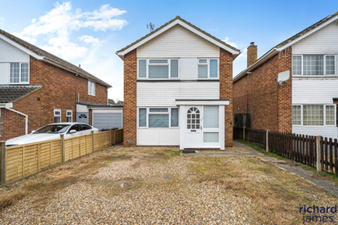 3 bedroom detached house for sale, Hadrians Close, Stratton St Margaret, Swindon, SN3