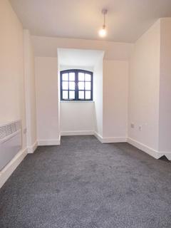1 bedroom apartment to rent, Apartment 16, Lyons Grove, Consort Street, ST4 1AN