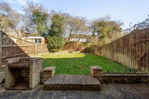 45 Plessey Close, Towcester, NN12 6HY