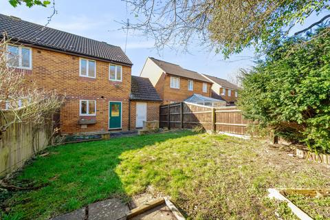 45 Plessey Close, Towcester, NN12 6HY