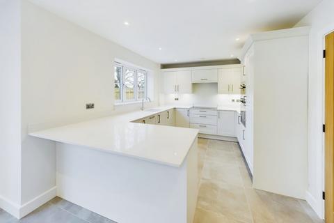 4 bedroom detached house for sale, Raley Road, Southampton SO31