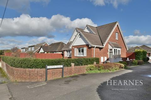 3 bedroom detached house for sale, Diana Close, Ferndown, BH22