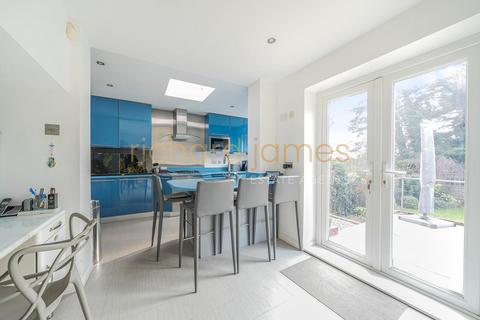 undefined, Sunnyfield, Mill Hill, NW7