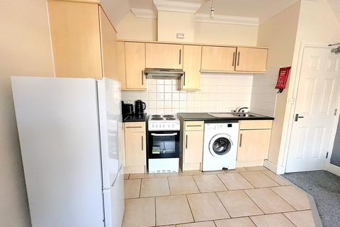 1 bedroom flat to rent, London Road, St Leonards-on-Sea, TN37