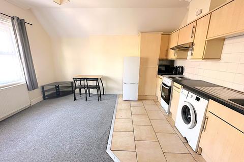 1 bedroom flat to rent, London Road, St Leonards-on-Sea, TN37