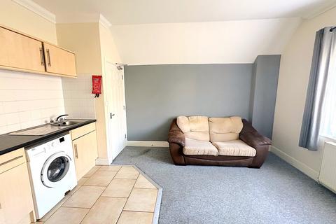 1 bedroom flat to rent, London Road, St Leonards-on-Sea, TN37