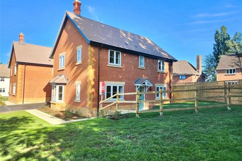 4 bedroom detached house for sale, 18 Clayton Close, Yeovil, BA22