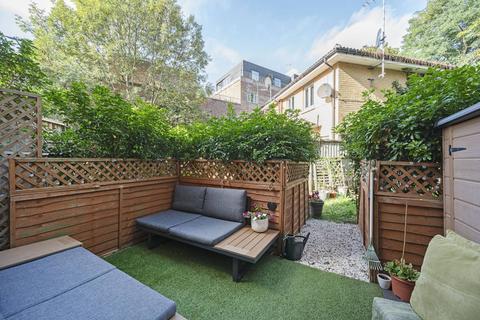 12 Shalbourne Square, London, E9 5JN