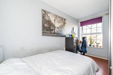 2 bedroom flat for sale, Berwyn House,, Stamford Hill, London, N16