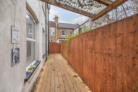 2 bedroom flat for sale, Brownlow Road, Harlesden, London, NW10