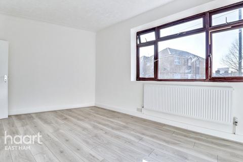 1 bedroom flat for sale, Katherine Road East Ham, London