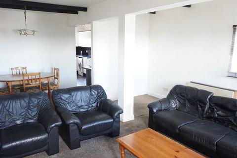1 bedroom flat to rent, 31 Lister Court, High Street, Hull, HU1 1NH