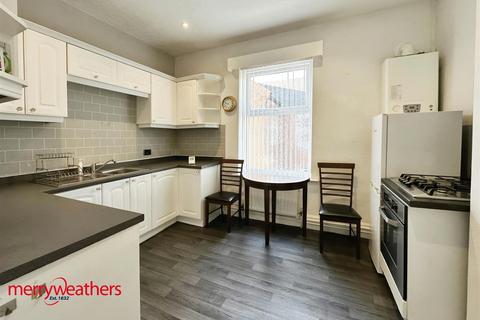 2 bedroom apartment to rent, Moorgate Avenue, Rotherham