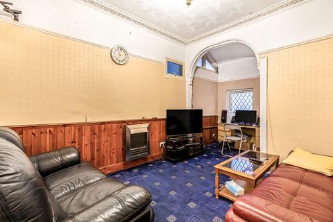 5 bedroom semi-detached house for sale, Wellington Gardens, Charlton, SE7