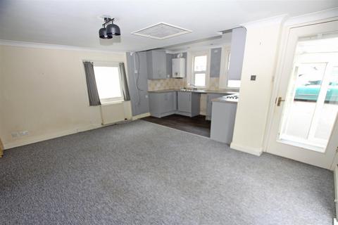Flat 1, 2 Bradburne Road, Bournemouth, BH2 5ST