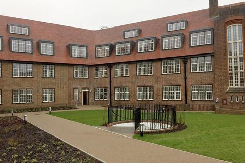 1 bedroom apartment for sale, Linden Court, Lesbourne Road, Reigate