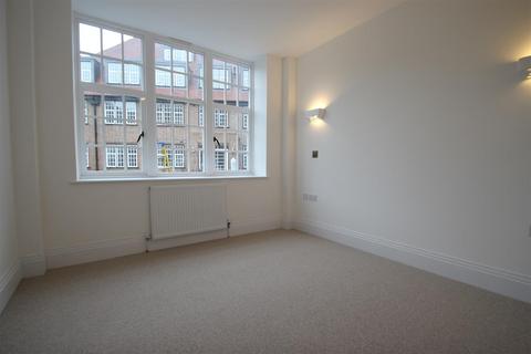 1 bedroom apartment for sale, Linden Court, Lesbourne Road, Reigate