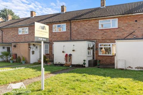 2 bedroom terraced house for sale, Nicholls Field, Harlow