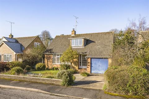 3 bedroom detached house for sale, Manor Close, Urchfont