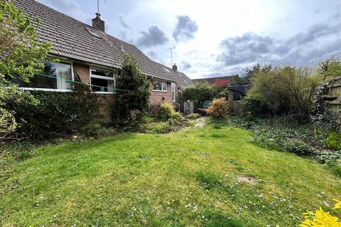 undefined, Manor Close, Urchfont