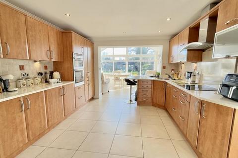 4 bedroom detached bungalow for sale, Sandy Lane, St Ives, BH24 2LQ