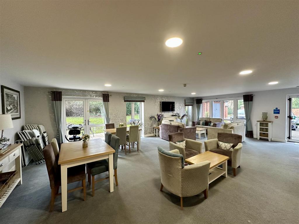 Communal Owners Lounge