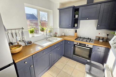 3 bedroom terraced house for sale, Marina Drive, Trowbridge BA14