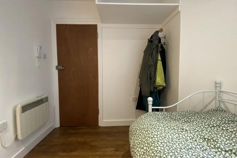 Studio to rent, 8C The Parade, Upper Brockley Road, Brockley, SE4