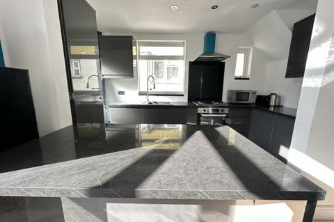 undefined, Watford Way, London, NW4