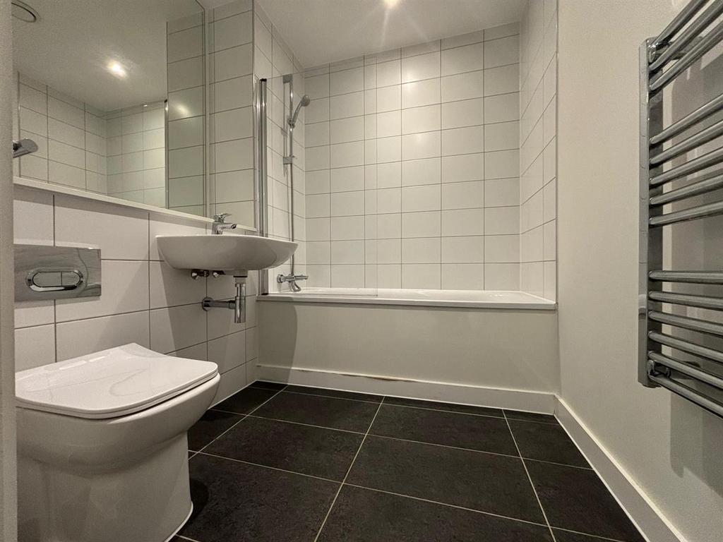 Bathroom.jpeg