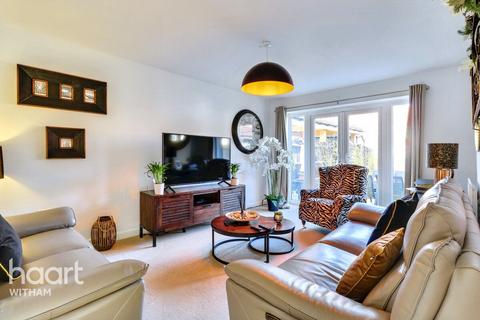 4 bedroom detached house for sale, Dunlop Gardens, Maldon