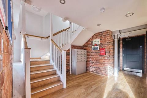 1 bedroom flat for sale, The Malt House, Cairns Close, Lichfield