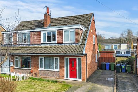 3 bedroom semi-detached house to rent, Hale Grove, Great Sankey, WA5