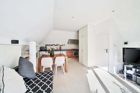 2 bedroom flat for sale, Childs Hill,  London,  NW3,  NW11