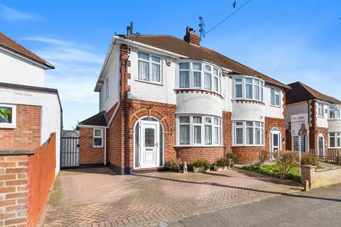 3 bedroom semi-detached house for sale, Stanwell Way, Wellingborough, NN8