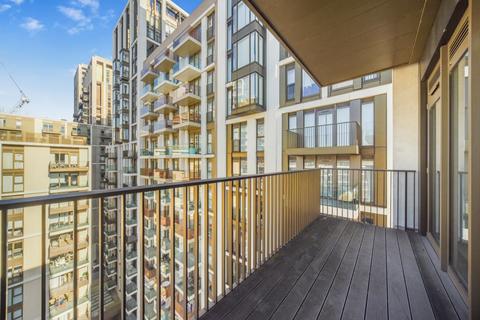 1 bedroom apartment for sale, Lincoln Apartments, Fountain Park Way, London W12