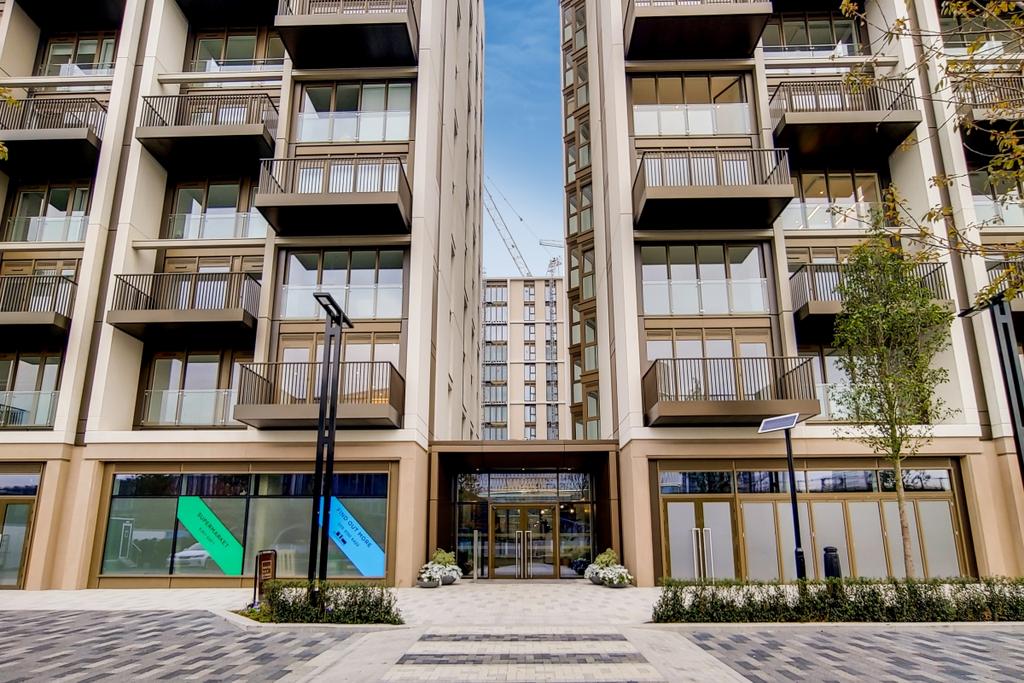 Lincoln Apartments
