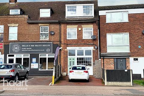 2 bedroom flat for sale, Hitchin Road, Henlow