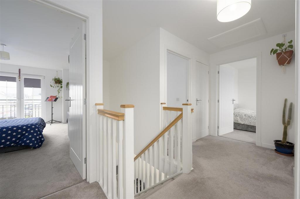 24 Jenny Mc Callum Way 024.jpg
