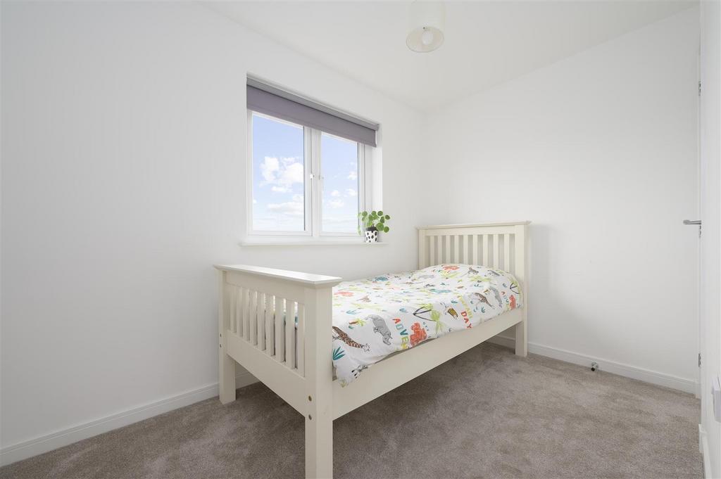 24 Jenny Mc Callum Way 031.jpg
