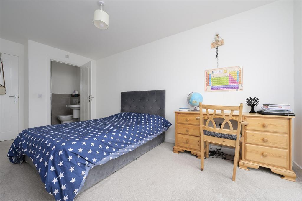 24 Jenny Mc Callum Way 036.jpg