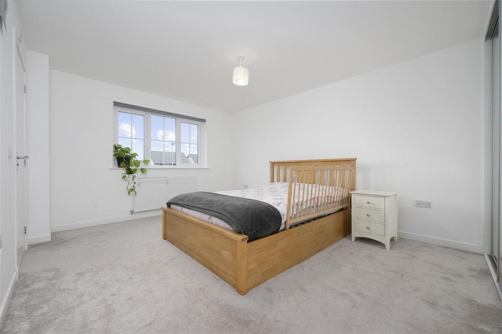 24 Jenny Mc Callum Way 038.jpg