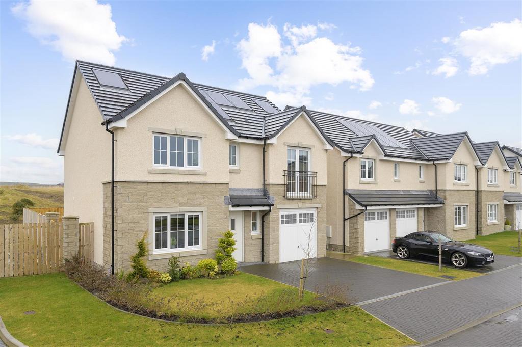 24 Jenny Mc Callum Way 002.jpg