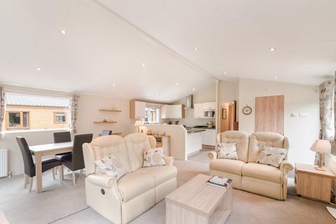 2 bedroom lodge for sale, 13 Rivers Edge, Dollar, FK14
