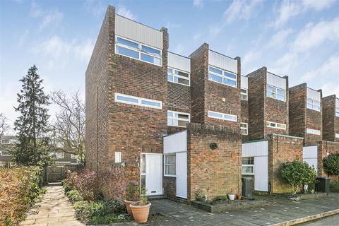 4 bedroom townhouse for sale, St. Marks Court, Cambridge CB3