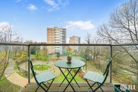 1 bedroom apartment to rent, Ashview Apartments, Woodberry Grove, N4