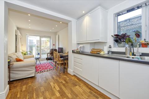 7 bedroom property for sale, Shepherd's Bush W12