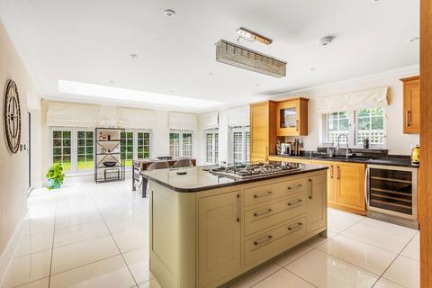 5 bedroom detached house for sale, West Hill, East Grinstead RH19