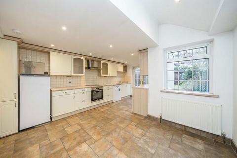 3 bedroom end of terrace house for sale, Fulwell Road, Teddington TW11